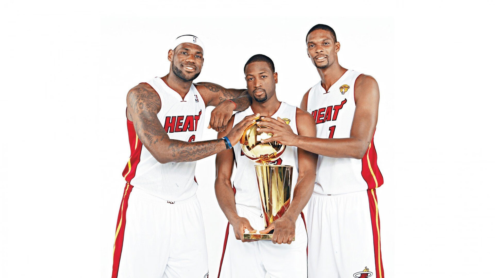 开云体育中国官网-公牛球队防守压力持续增大，公牛队篮球